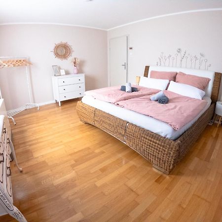 Happybnb Apartment Mit Sonniger Terrasse Lochgau Eksteriør billede