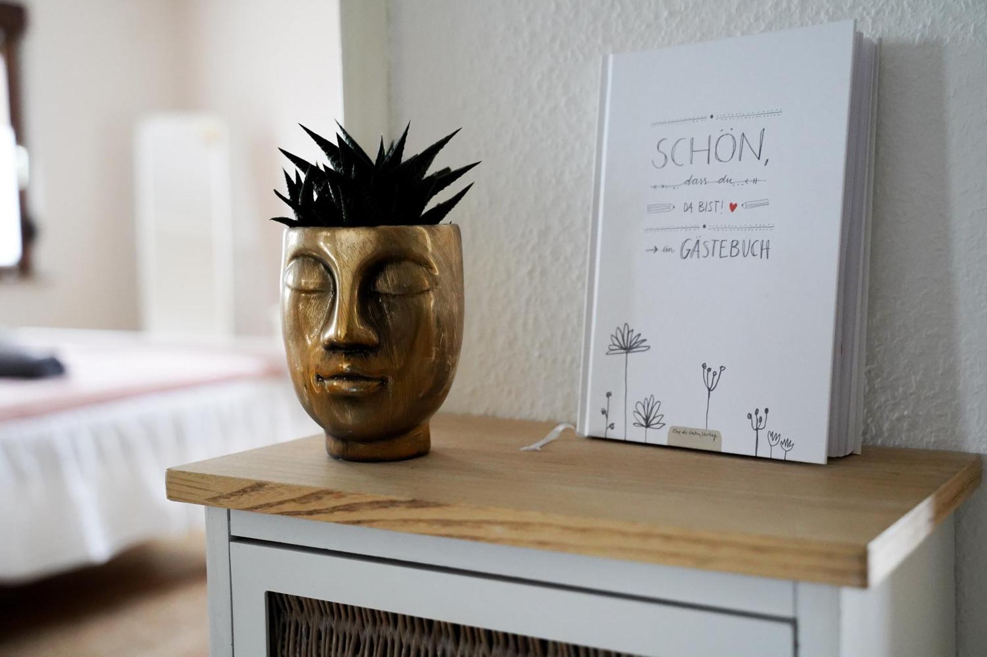 Happybnb Apartment Mit Sonniger Terrasse Lochgau Eksteriør billede
