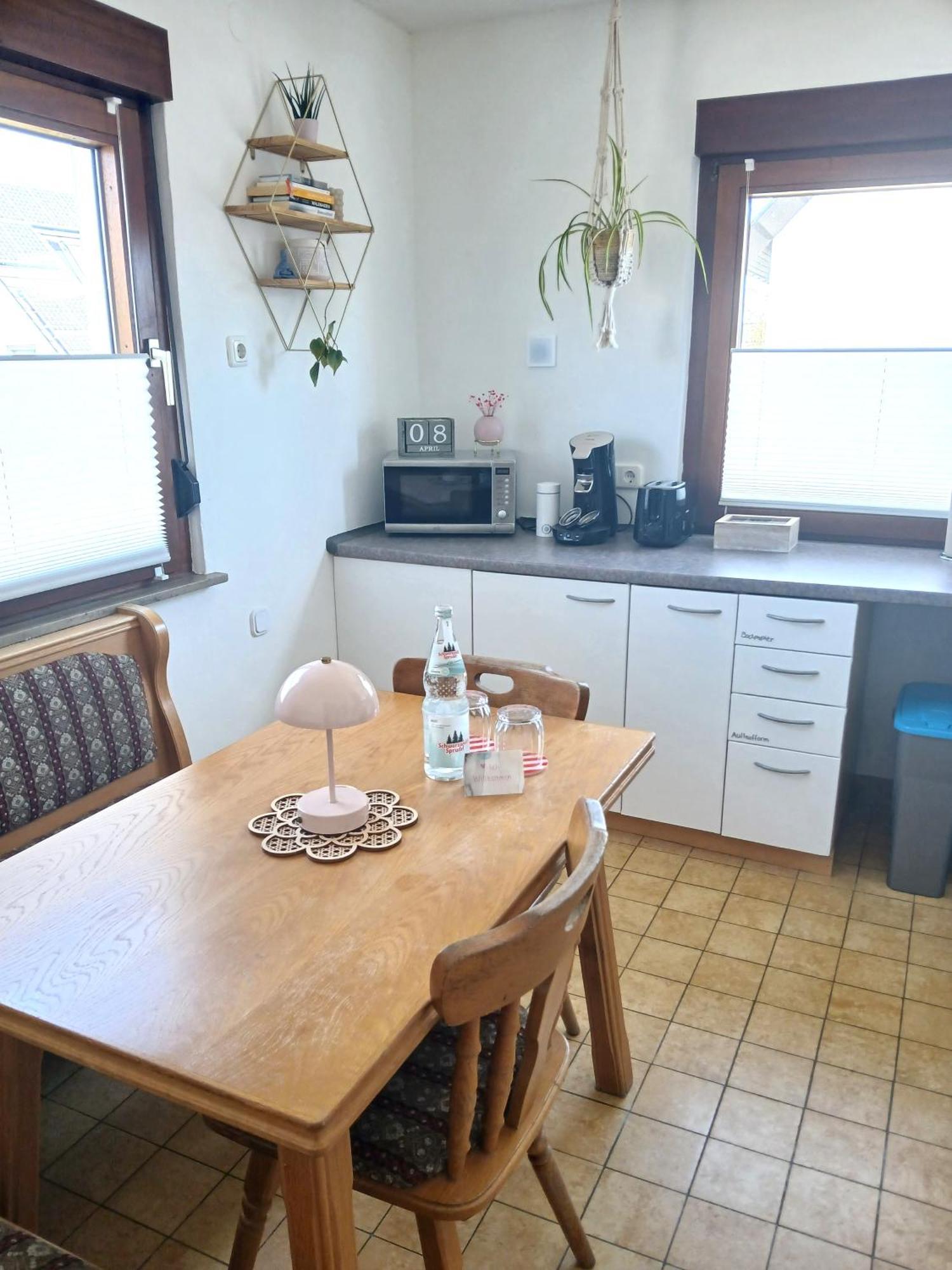 Happybnb Apartment Mit Sonniger Terrasse Lochgau Eksteriør billede