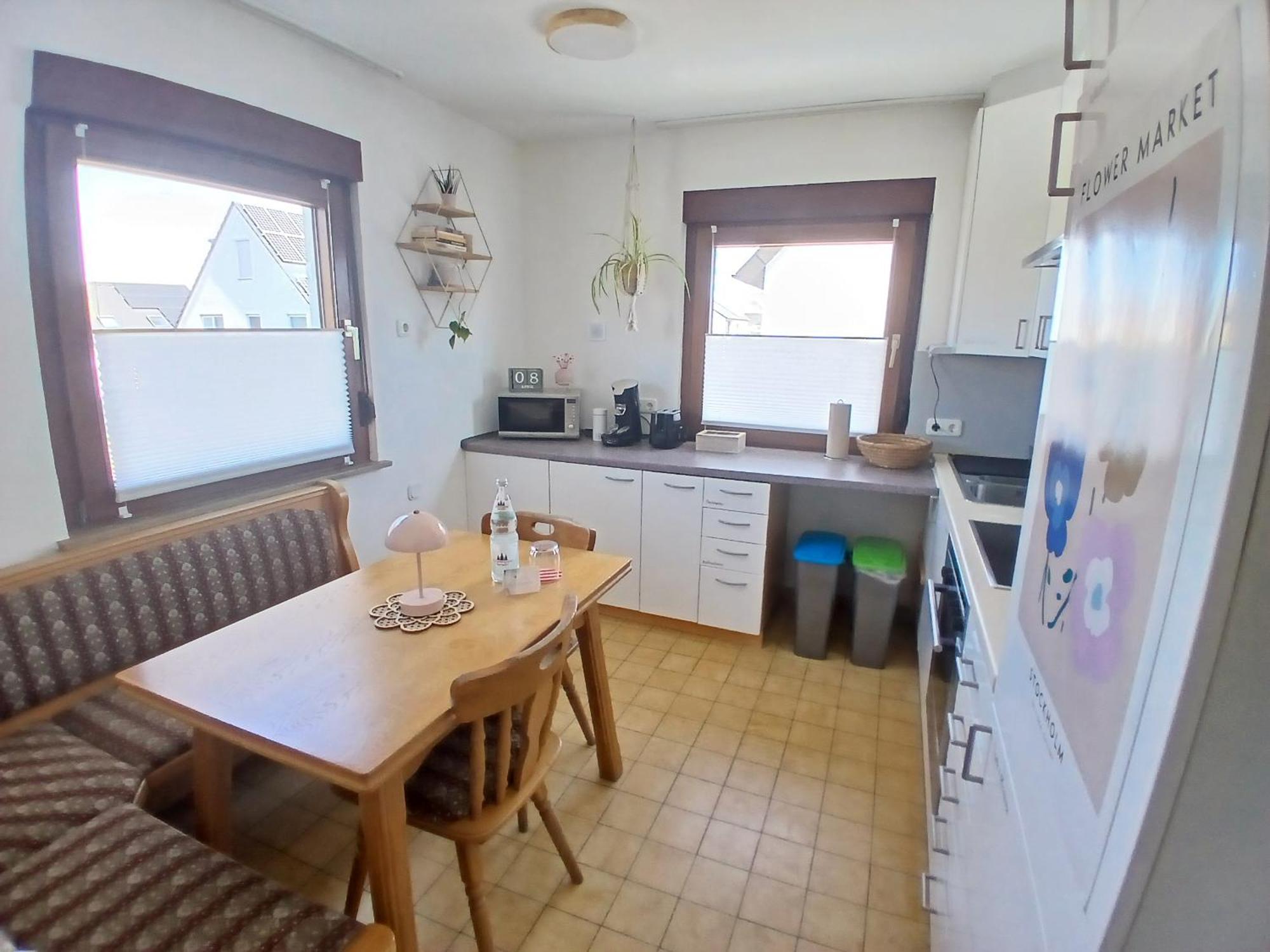 Happybnb Apartment Mit Sonniger Terrasse Lochgau Eksteriør billede